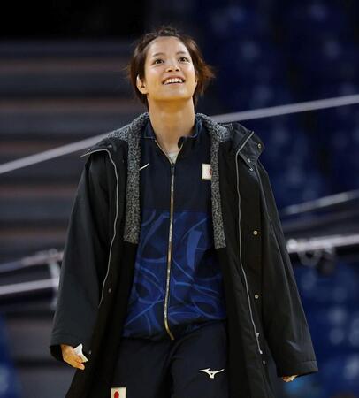 阿部詩が衝撃の敗戦　連覇夢散る　世界ランク１位のケルディヨロワに一本負けで２回戦敗退