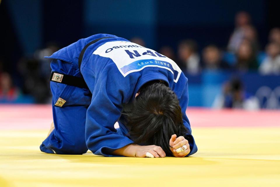 　女子５７キロ級準々決勝でフランス選手に敗れた舟久保遥香（共同）