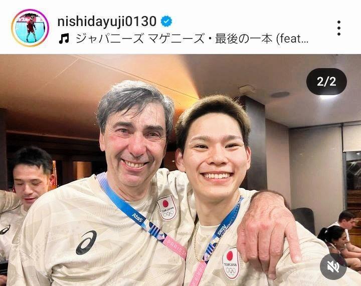 　イタリア戦後、ブラン監督と。西田有志のインスタグラムｎｉｓｈｉｄａｙｕｊｉ０１３０より  