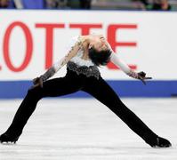 　こん身の演技を見せる羽生結弦
