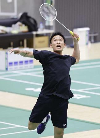 　１２日に練習を公開した桃田賢斗（代表撮影）