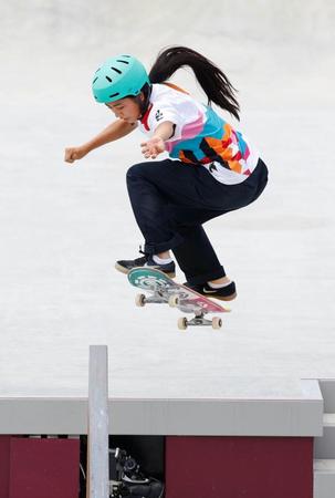 女子ストリート決勝　演技する中山楓奈。銅メダルを獲得した＝有明アーバンスポーツパーク