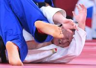 　準決勝、技ありを取られて敗れた原沢久喜（撮影・堀内翔）