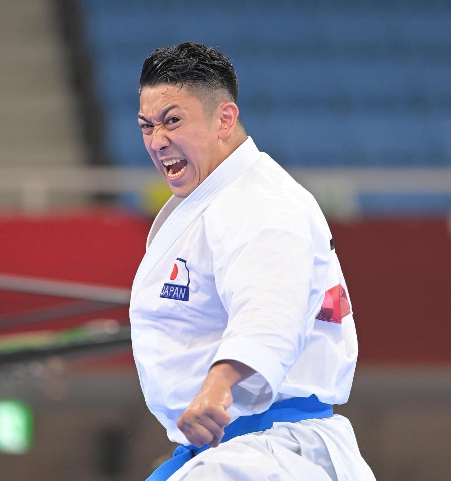 　演武する喜友名諒（撮影・高部洋祐）