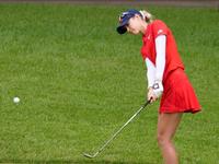 最終ラウンド、７番でショットを放つネリー・コルダ＝霞ケ関ＣＣ（ＡＰ＝共同）