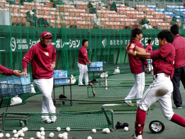 【野球】楽天　栗原健太コーチ、オコエらへ栄光と挫折の経験注ぎ込む