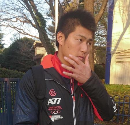 　鳴り物入りで入団したヤクルトのドラフト１位・寺島