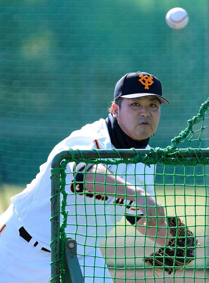 巨人で打撃投手を務めている真田裕貴氏＝宮崎県総合運動公園（撮影・堀内翔）