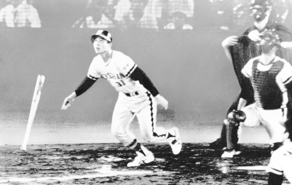 　オールスター第３戦で３打席連続ホームランを放つ掛布＝１９７８年７月２５日　