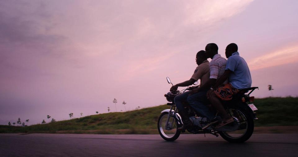 映画「リベリアの白い血」のメーンビジュアル（Ｃ）２０１７ニコニコフィルム