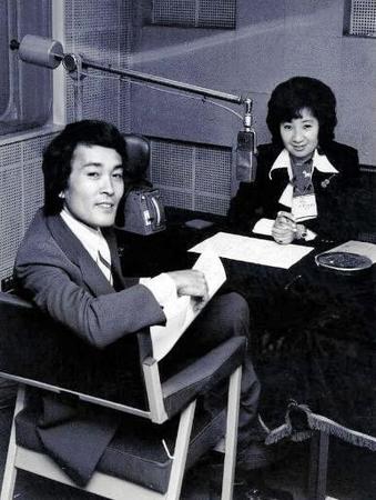 平尾昌晃さん（左）と山口洋子さん