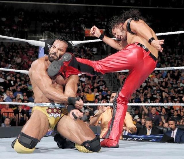 WWE マテル　エリート　中邑真輔 WWEプロレスラー・中邑真輔選手、全高13.5cmのソフビフィギュア