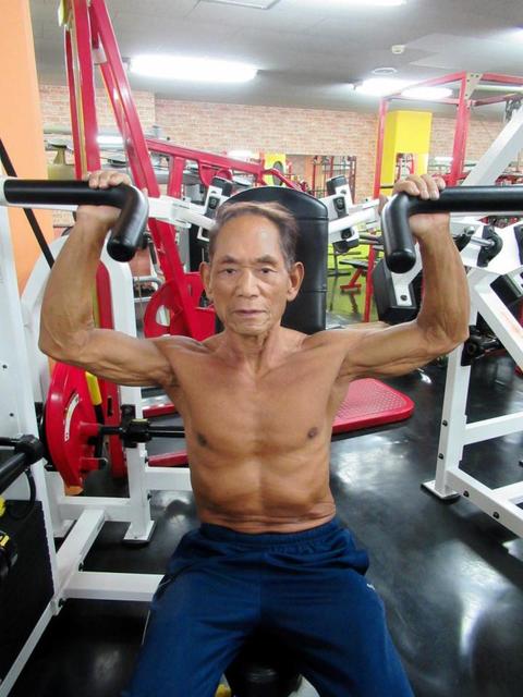 スポーツ 広島の８１歳ボディービルダー世界挑戦 玄米 納豆で筋肉隆々 オピニオンd デイリースポーツ Online