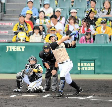 阪神戦で１２球団から本塁打をマークした日本ハム・大田（１９年６月）　