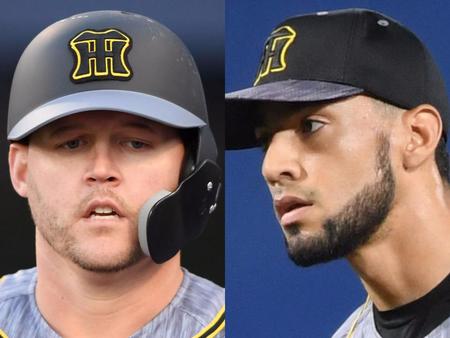 阪神のサンズ（左）とスアレス