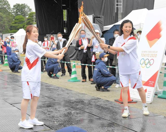 スポーツ 聖火ランナー沢松奈生子さんに見た五輪開催のジレンマ 娘 孫 母として オピニオンd デイリースポーツ Online