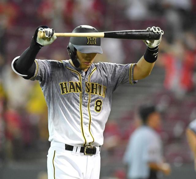 【野球】不振に苦しむ阪神・佐藤輝　３年前に３２打席無安打の巨人・岡本和はどう乗り越えたのか