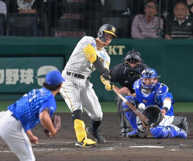 【野球】阪神・岡田監督の「おかしくなる可能性あるよ」が奏功？佐藤輝の本塁打後の打席　指揮官が「良かった」と評価した意味