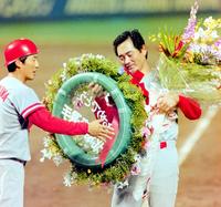 通算２００勝を挙げた北別府さん＝１９９２年７月１６日、ナゴヤ球場