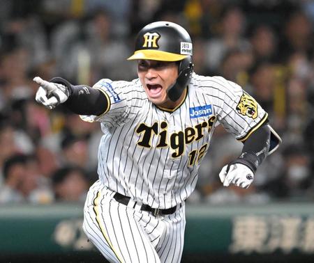 【野球】クールなイメージを覆した阪神・坂本の闘争心あふれる姿　バット投げつけ　指さしで木浪を鼓舞　ＳＮＳではＭＶＰの声