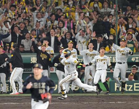 【野球】白熱の今日本シリーズで蘇る、ヤクルト・杉浦享氏の史上最高の代打サヨナラ満塁弾