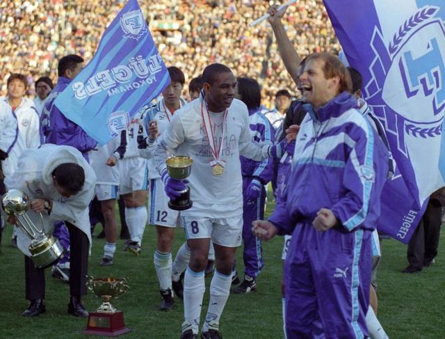 横浜フリューゲルス サッカーシャツ 9番 フリューゲルスを思い出し