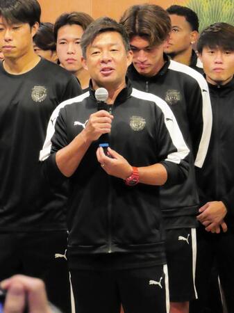 【サッカー】なぜ？川崎・鬼木監督が今季限りで退任　タイトル７度の名将が退いた理由とは　岐路に立つかつての王者