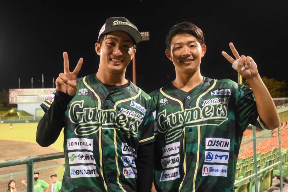 　四国ＩＬｐ香川時代の平岡氏（左）＝提供写真