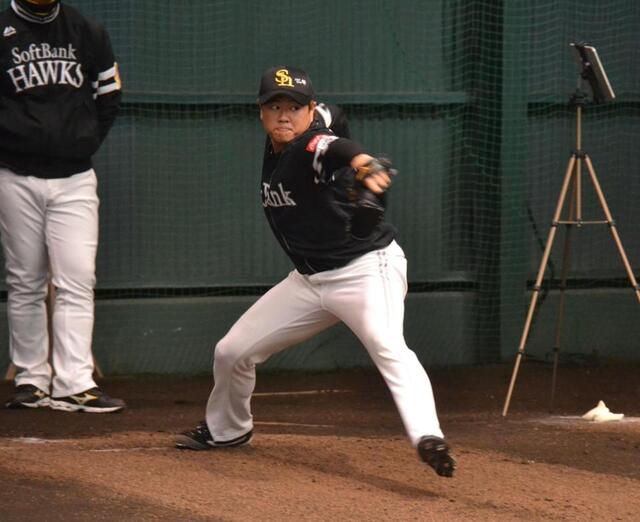 野球】ソフトバンク投手陣が受ける“甲斐ショック” 巨人FA移籍の甲斐