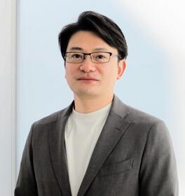 立正大学法学部の准教授を務める元楽天の西谷尚徳さん＝都内