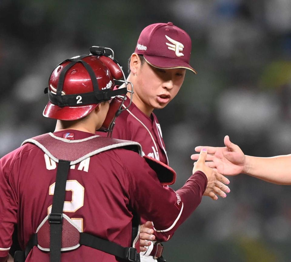 　セーブを挙げた藤平＝２９日、ベルーナドーム