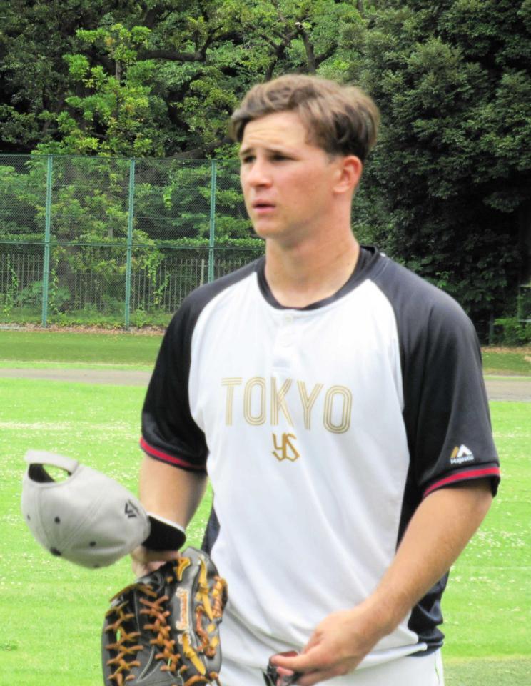 　１軍の練習に参加したモイセエフ