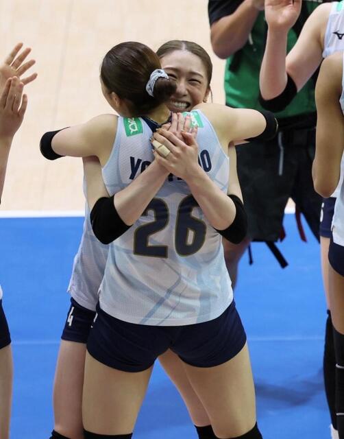 新品VNL2025年日本女子バレーボール代表石川真佑選手スポーツタオル3枚#4 スポーツ】なぜ？バレー女子日本代表の主将・石川真佑がVNL決勝大会