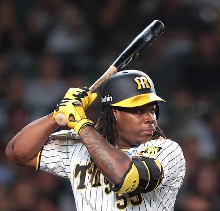 　昨季まで阪神に所属していたミエセス