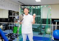 　整骨院を営みながら、野球を教えていた当時の田村勤さん