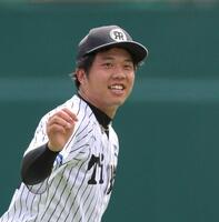 　キャッチボールする才木（撮影・北村雅宏）