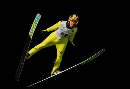 　全日本ジャンプラージヒルの２回目に臨む葛西紀明＝２日