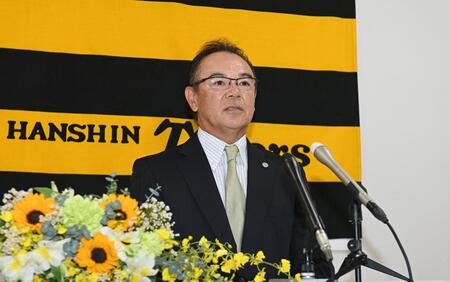 なぜ巨人とソフトバンクはヘッドコーチ制をやめたのか 参謀役の存在意義とは