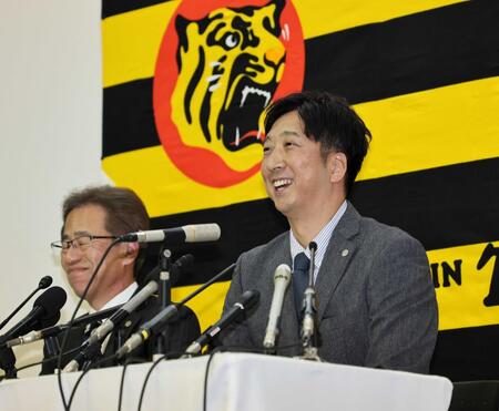 落合博満氏に通じる阪神・藤川監督のマスコミとの距離感　ストレートに正解を教えない受け答えにも類似点