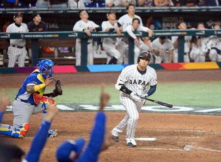 ９回、遊飛に倒れ最後の打者となった大谷（１５日）