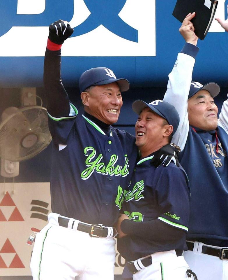 開幕ダッシュを決めた池山監督