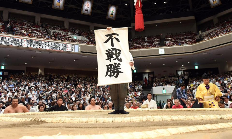 　大相撲夏場所２日目に豊昇龍が休場し、藤ノ川の不戦勝となった＝１１日