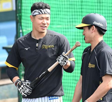 とにかく明るい佐藤輝明 阪神キャンプで“厳しく楽しく”体現の2