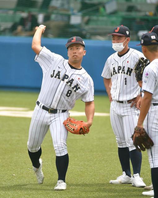 ん？これはどこかで見たフォーム　高松商・浅野のモノマネに近江・山田もご満悦