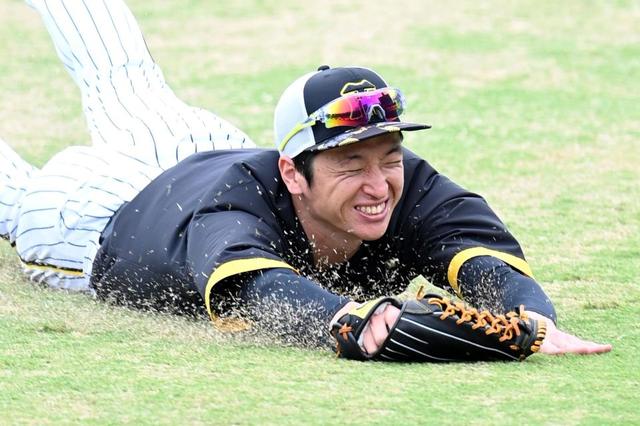 阪神・近本が練習で見せた全力プレー 目指すは下克上日本一