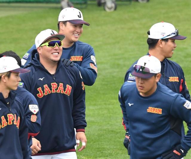 仲良し侍コンビ　村上＆山川　強打者２人の姿に膨らむ期待感