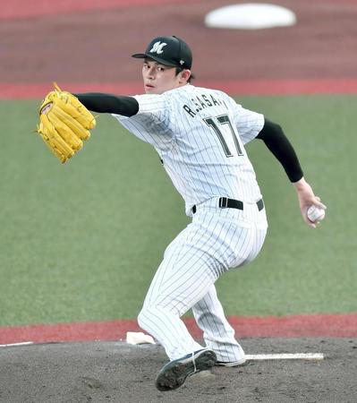 ダイナミックなフォームで最速１６１キロを連発したロッテ・佐々木朗希＝１０日、ＺＯＺＯマリン（撮影・開出牧）