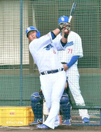 中日・中田翔のフリー打撃を激写！ファインダー越しに感じたスター性と野武士野球