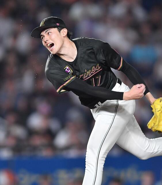 復帰登板で見せたロッテ・佐々木朗希の“花火”を激写 復帰登板で見せたロッテ・佐々木朗希の“花火”を激写