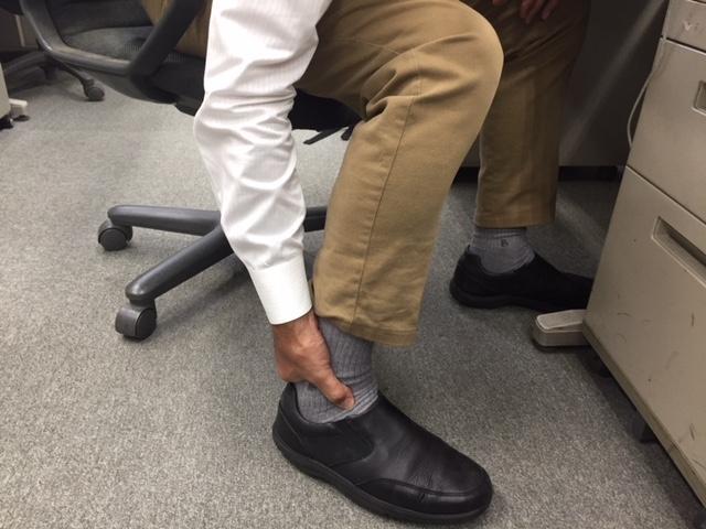 　捻挫などの外傷は受傷直後の対応が肝要です